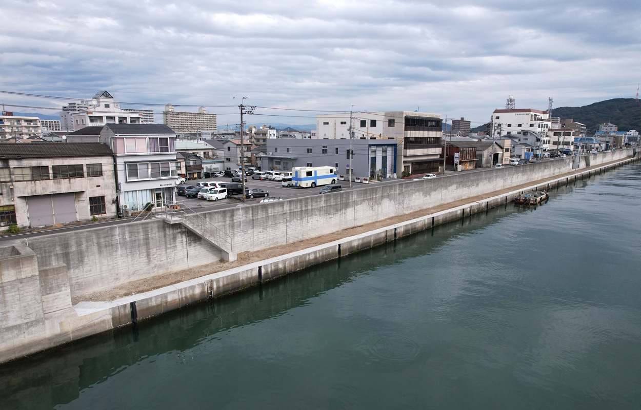 高知港海岸(若松町地区その１)高潮対策工事